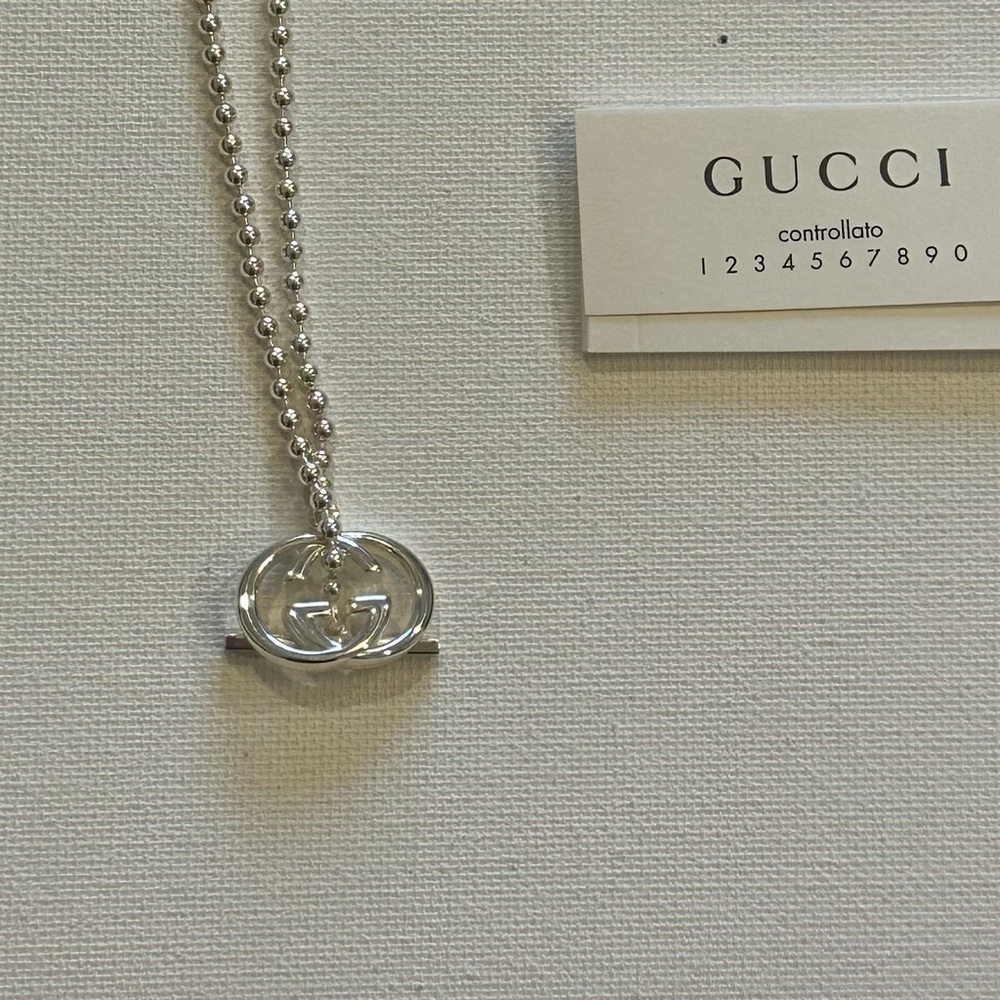 Gucci Silver Double G toggle polished bead Necklace/choker new with box. - Picture 3 of 8